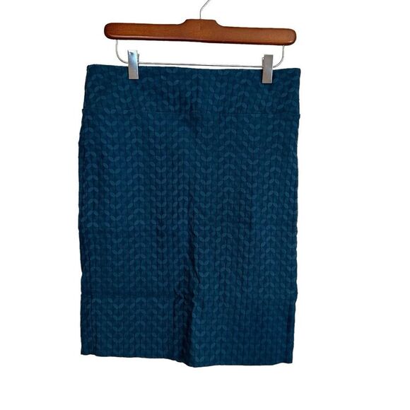 Margaret M‎ Slimming Pencil Skirt-Aquamarine Chevron Design Size Medium - Picture 1 of 10